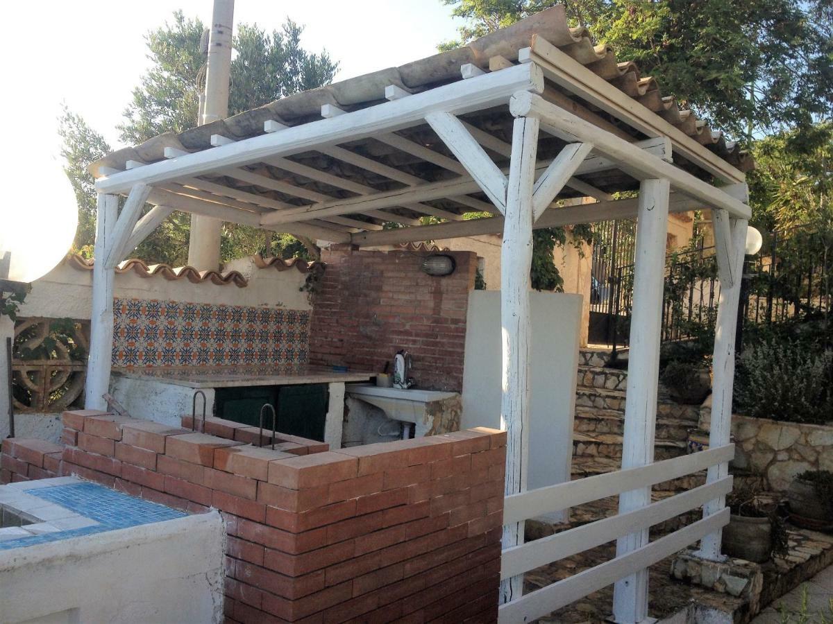Villa Ceni - Appartamenti Con Camere, Cucina, Wc E Terrazza Sul Mare In Villa Con Piscina, Giardino E Parcheggio Marinella di Selinunte Luaran gambar