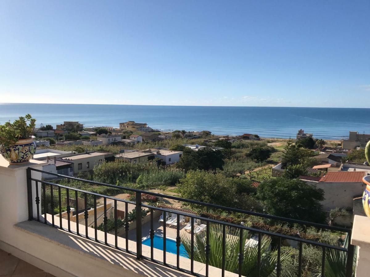 Villa Ceni - Appartamenti Con Camere, Cucina, Wc E Terrazza Sul Mare In Villa Con Piscina, Giardino E Parcheggio Marinella di Selinunte Luaran gambar